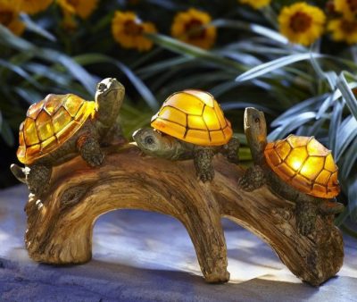Moonrays Turtles on a Log Solar-Powered Outdoor LED Light