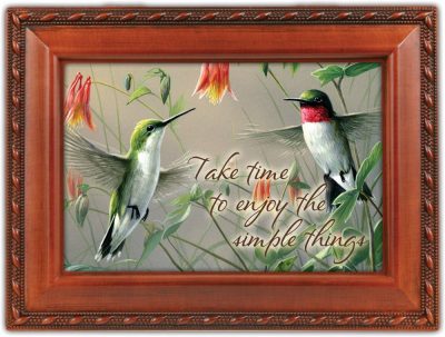 Traditional Hummingbirds Music Box
