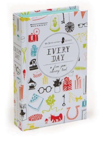 Every Day: A Five-Year Memory Book (Diary)