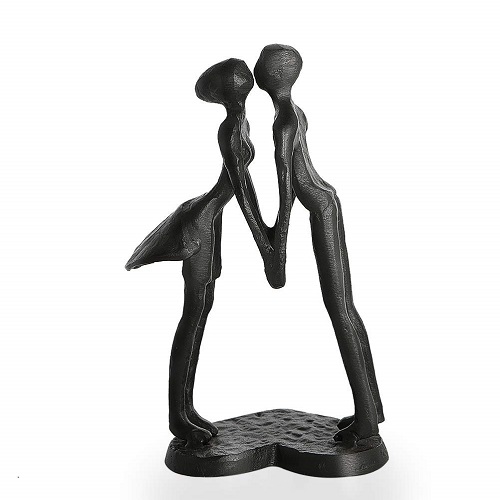 Kissing Couple Figurine | First Valentine's Day gift ideas
