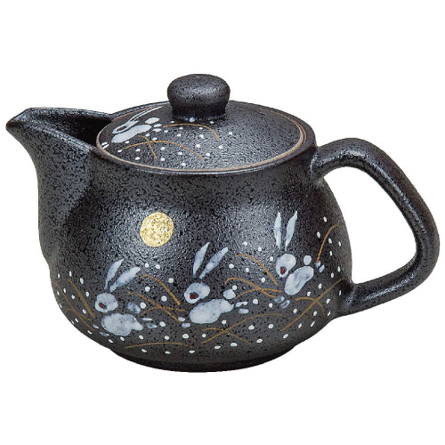 I rabbit Kutani Pottery Teapot