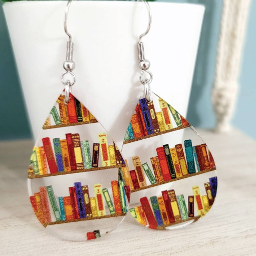 Library Book Earrings | Gift guide for librarians